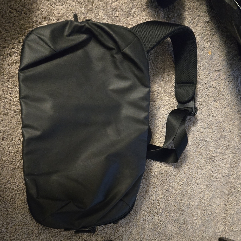 Stylish Black Shoulder Bag 17x11